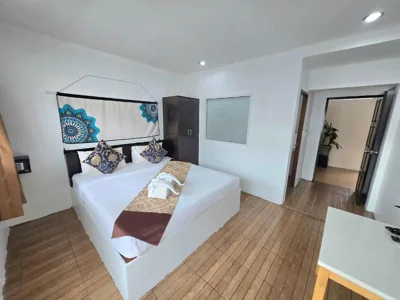 Double Room with Mountain View — Happy 99 Guest house